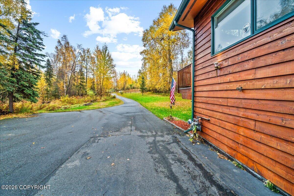 1031 E Susitna Bay Property Photo 6
