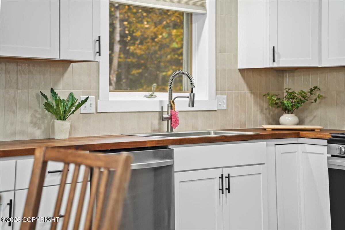 1031 E Susitna Bay Property Photo 36