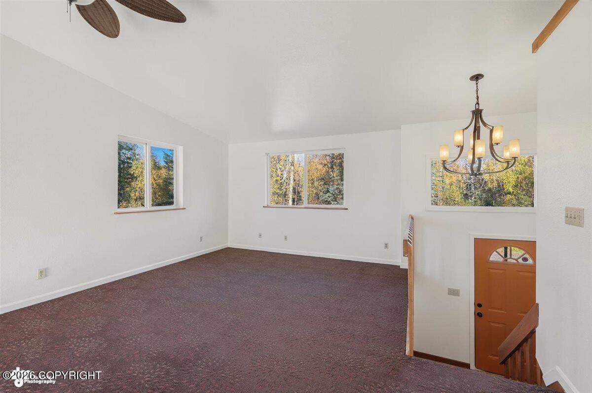 8320 W Wayne Circle Property Photo 5