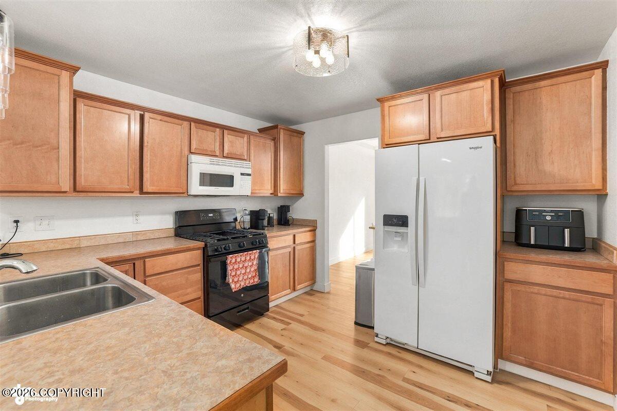 6671 W Wellington Drive Property Photo 7