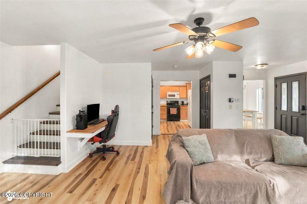 6671 W Wellington Drive Property Photo 14
