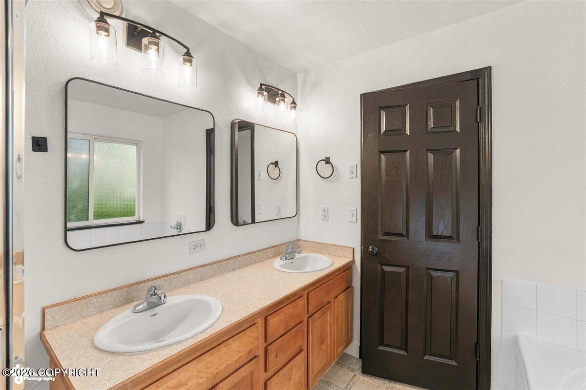 6671 W Wellington Drive Property Photo 26