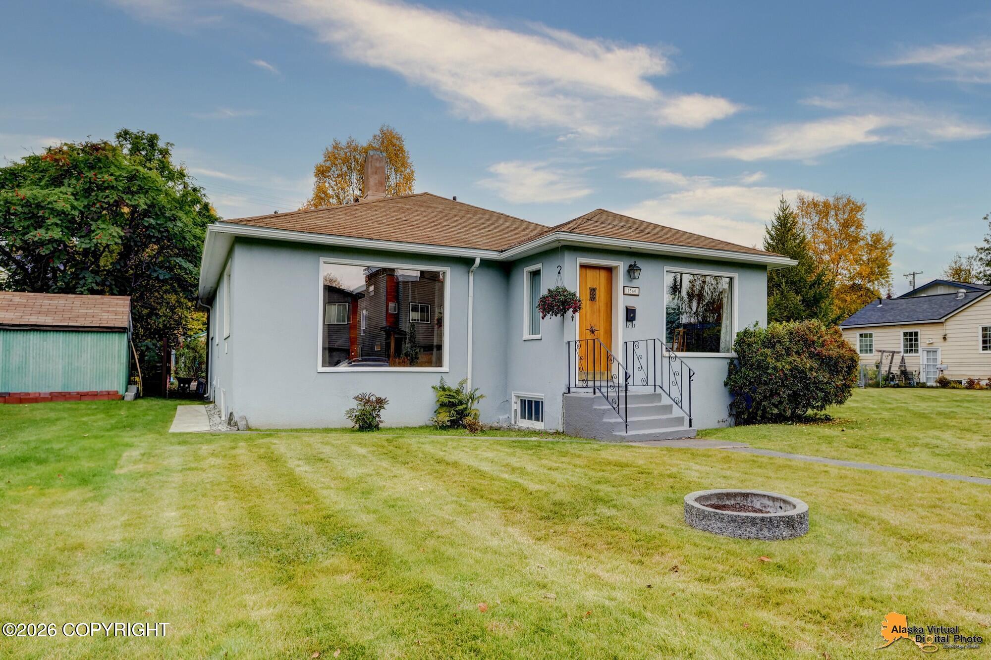 1560 G Street Property Photo 1