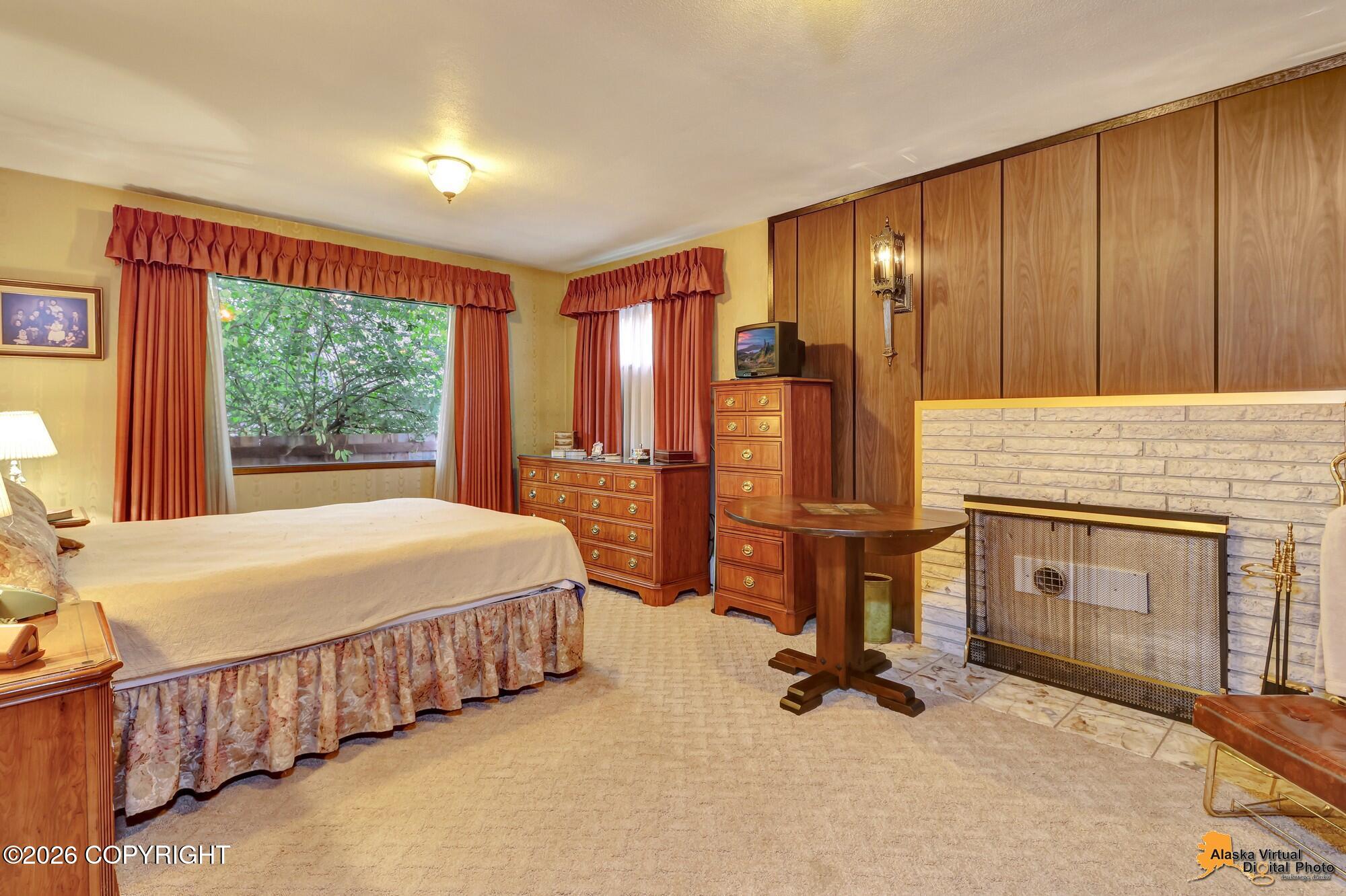 1560 G Street Property Photo 24