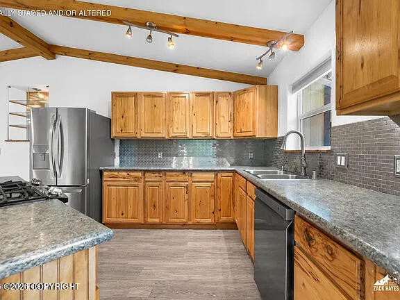 1051 N Old Trunk Road Property Photo 17