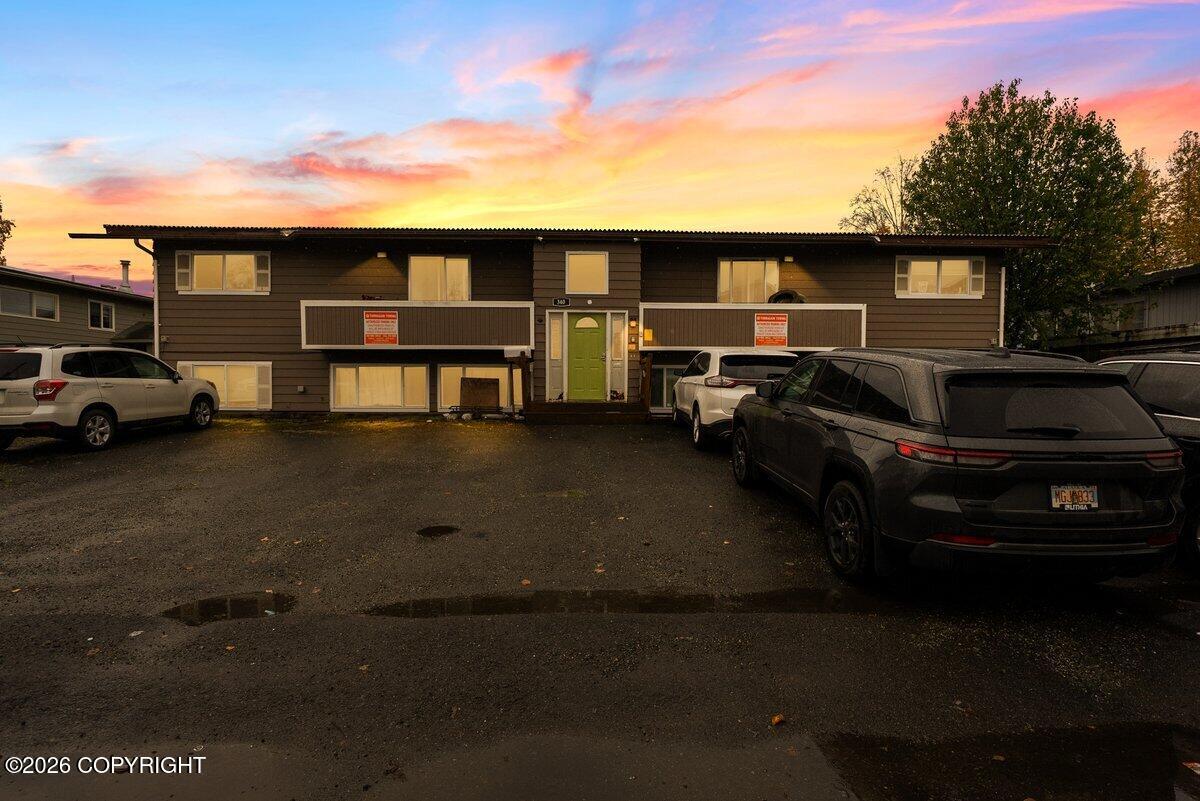 340 E 45th Avenue Property Photo 1