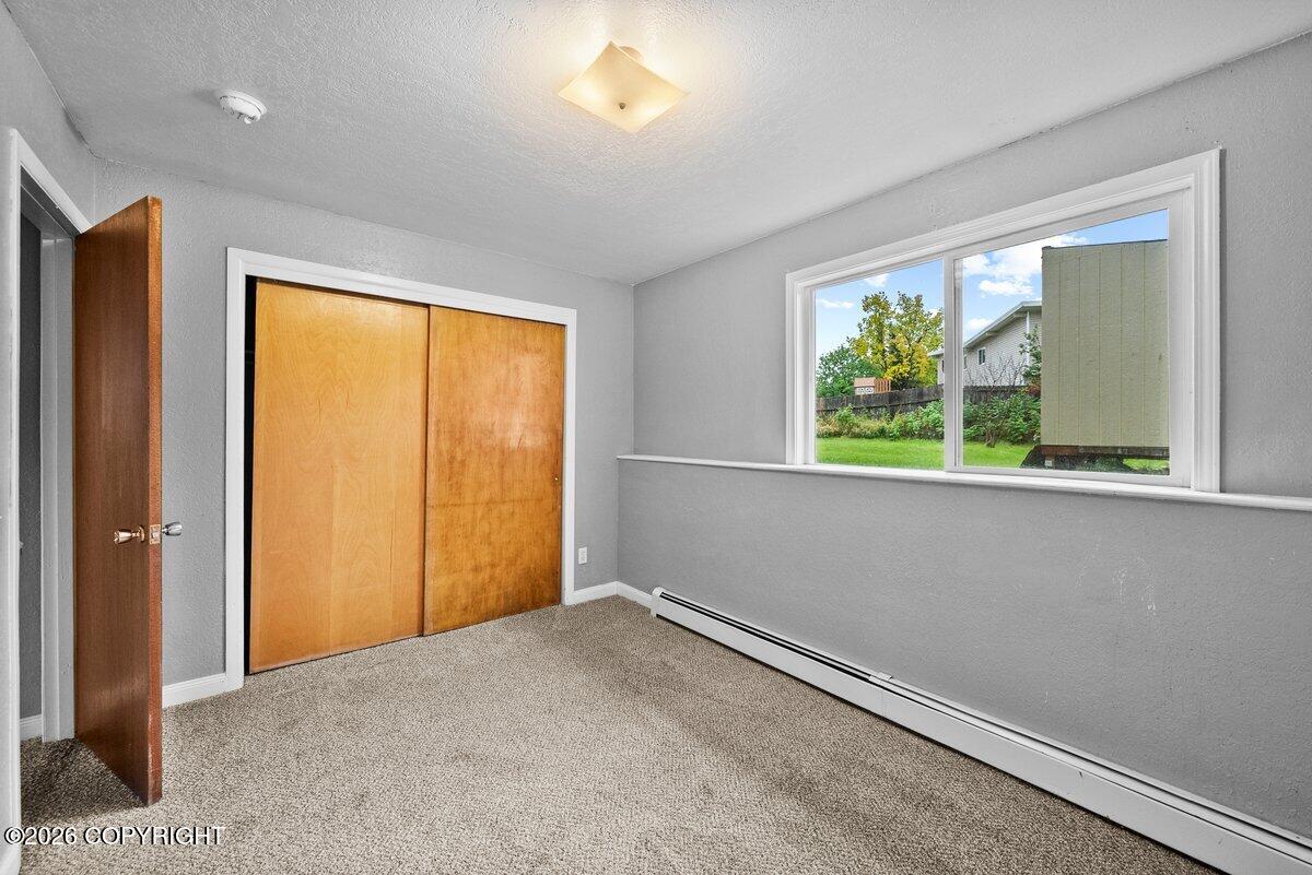 340 E 45th Avenue Property Photo 25