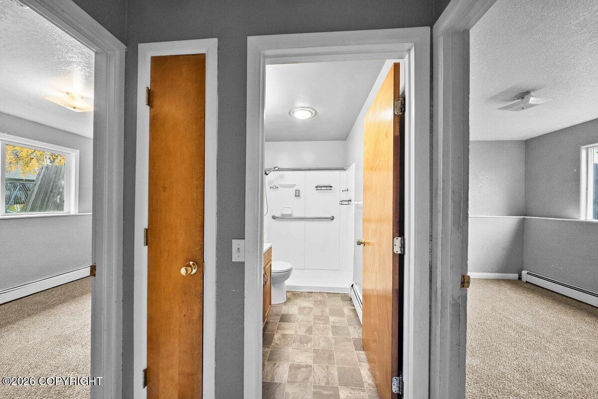 340 E 45th Avenue Property Photo 27