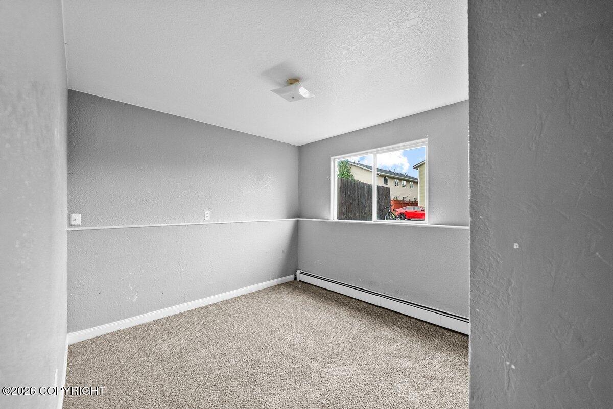 340 E 45th Avenue Property Photo 28