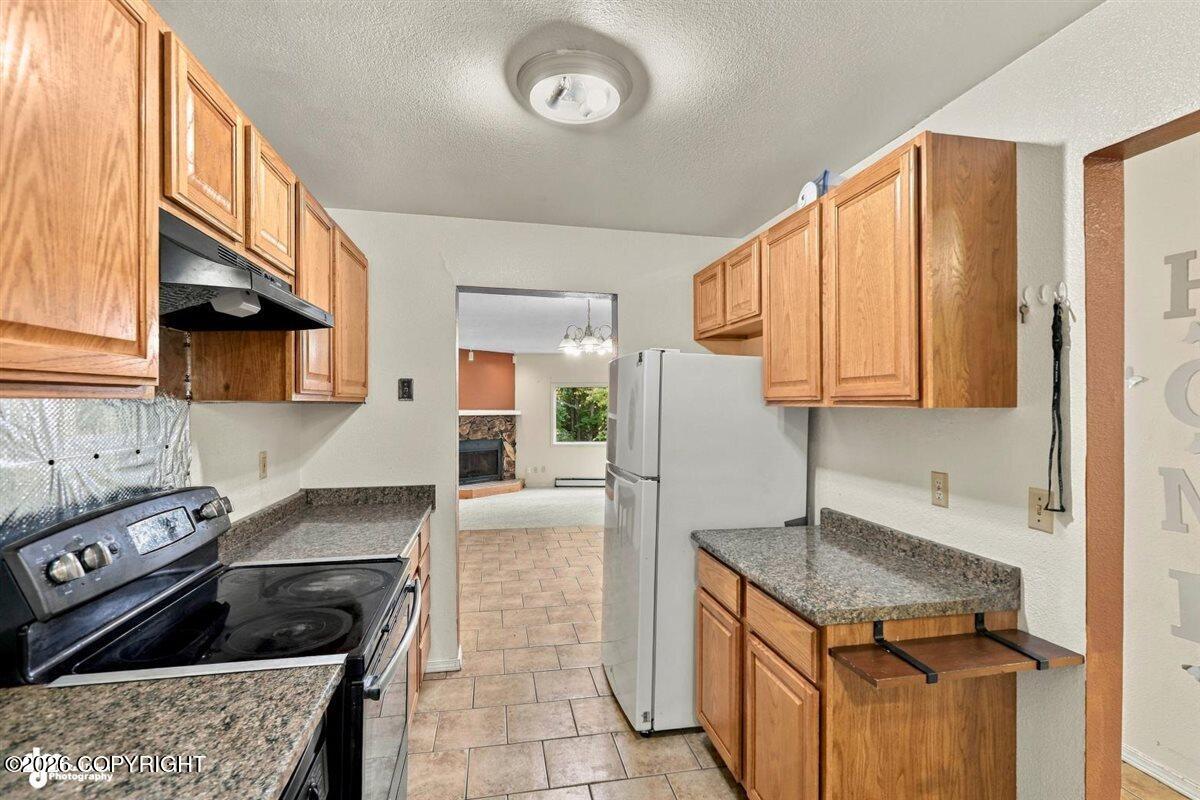 1930 E 72nd Avenue Property Photo 16