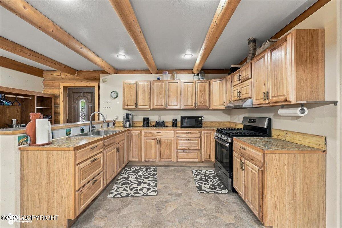 35450 Greeting Court Property Photo 8