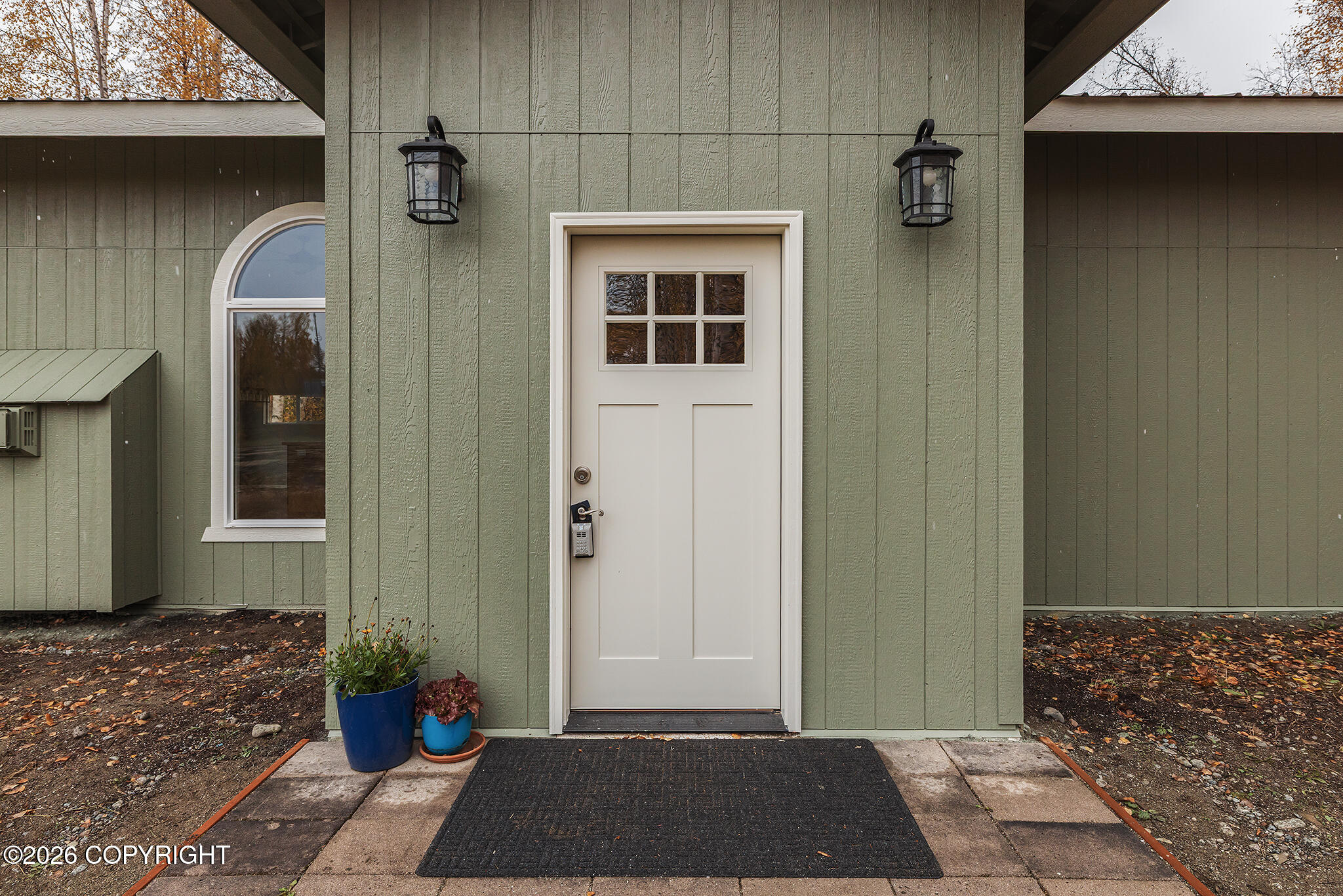 8080 W Swan Drive Property Photo 2