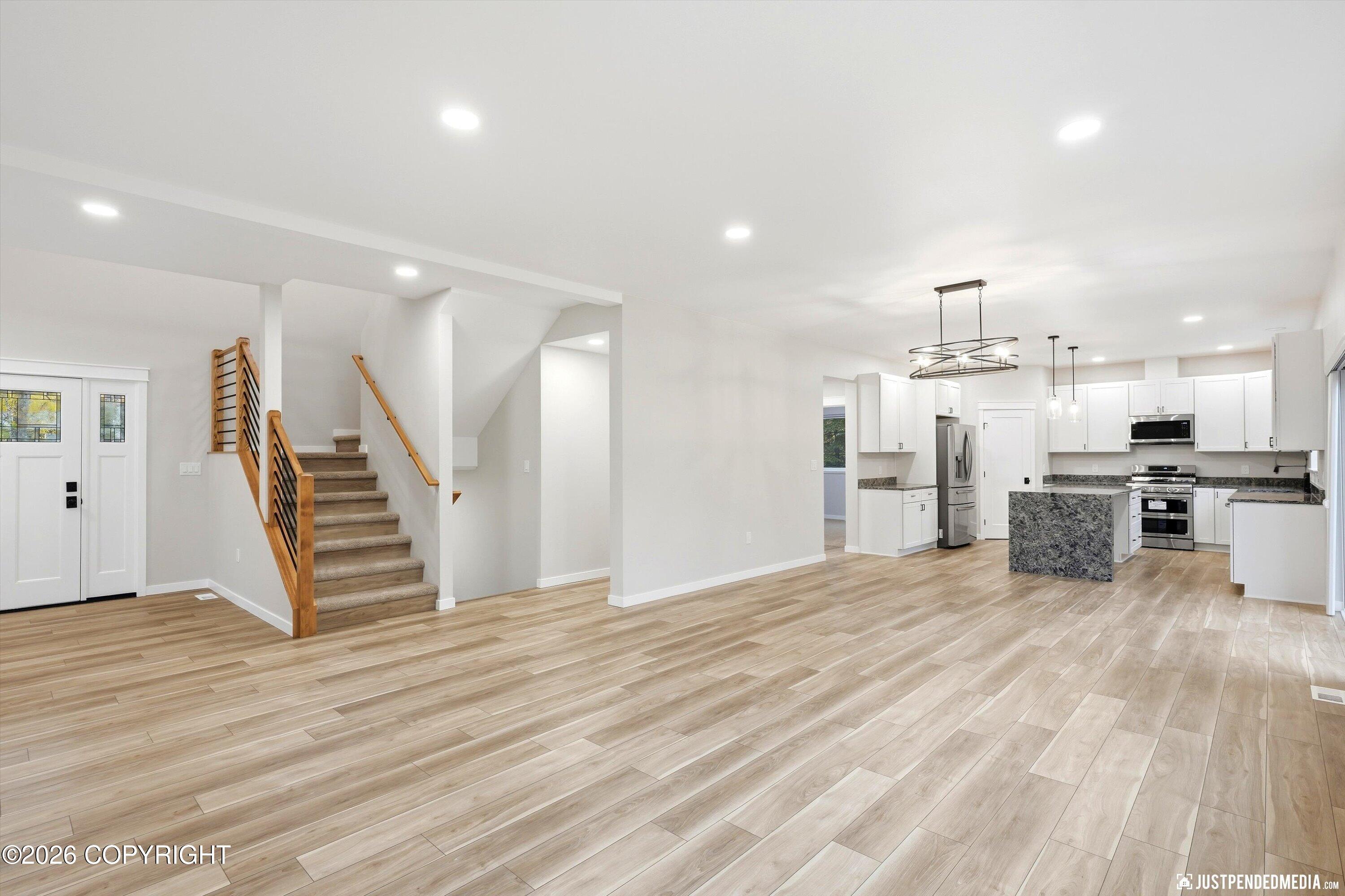 7100 Kitlisa Drive Property Photo 12