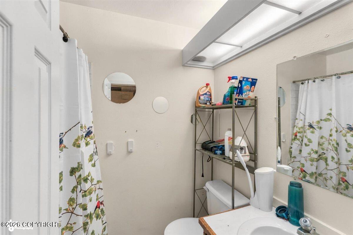 7242 Foxridge Circle #10e Property Photo 12