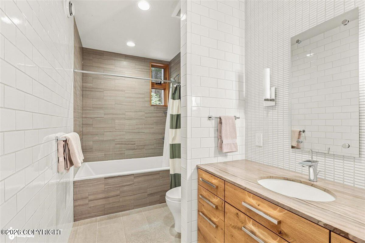 891 Vail Drive Property Photo 31