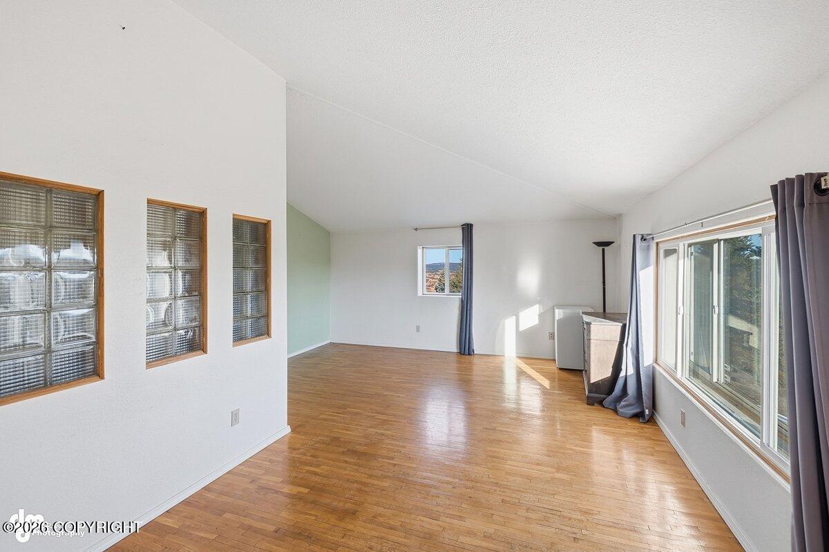 65265 Knob Hill Road Property Photo 16