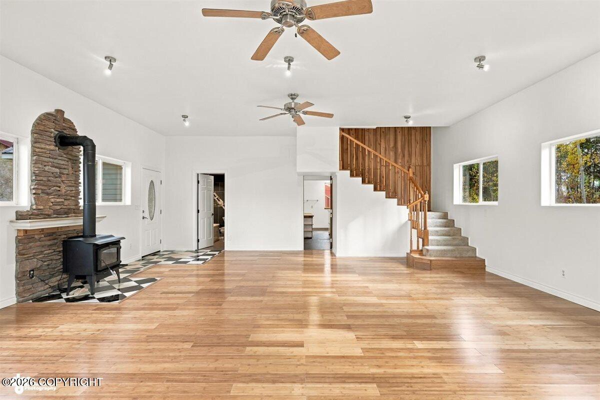 41720 Mill Avenue Property Photo 6