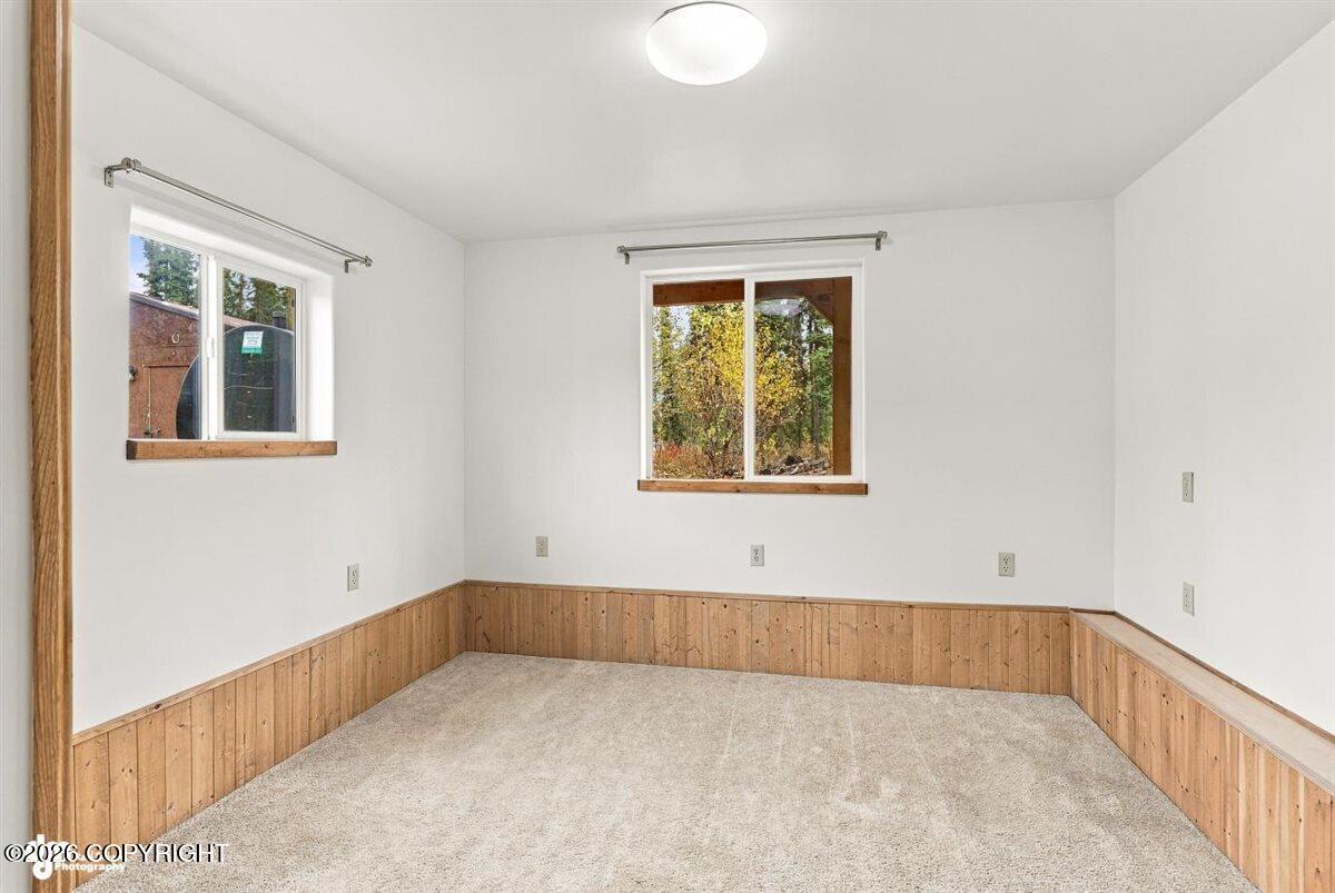 41720 Mill Avenue Property Photo 13