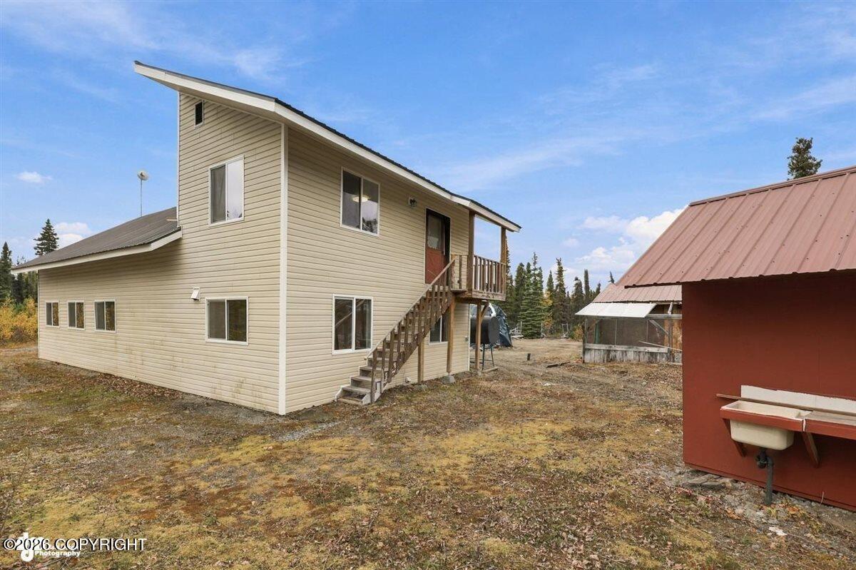 41720 Mill Avenue Property Photo 23