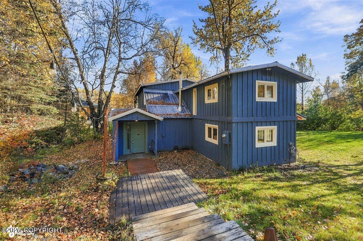 5528 E Edgerton Parks Road Property Photo 2