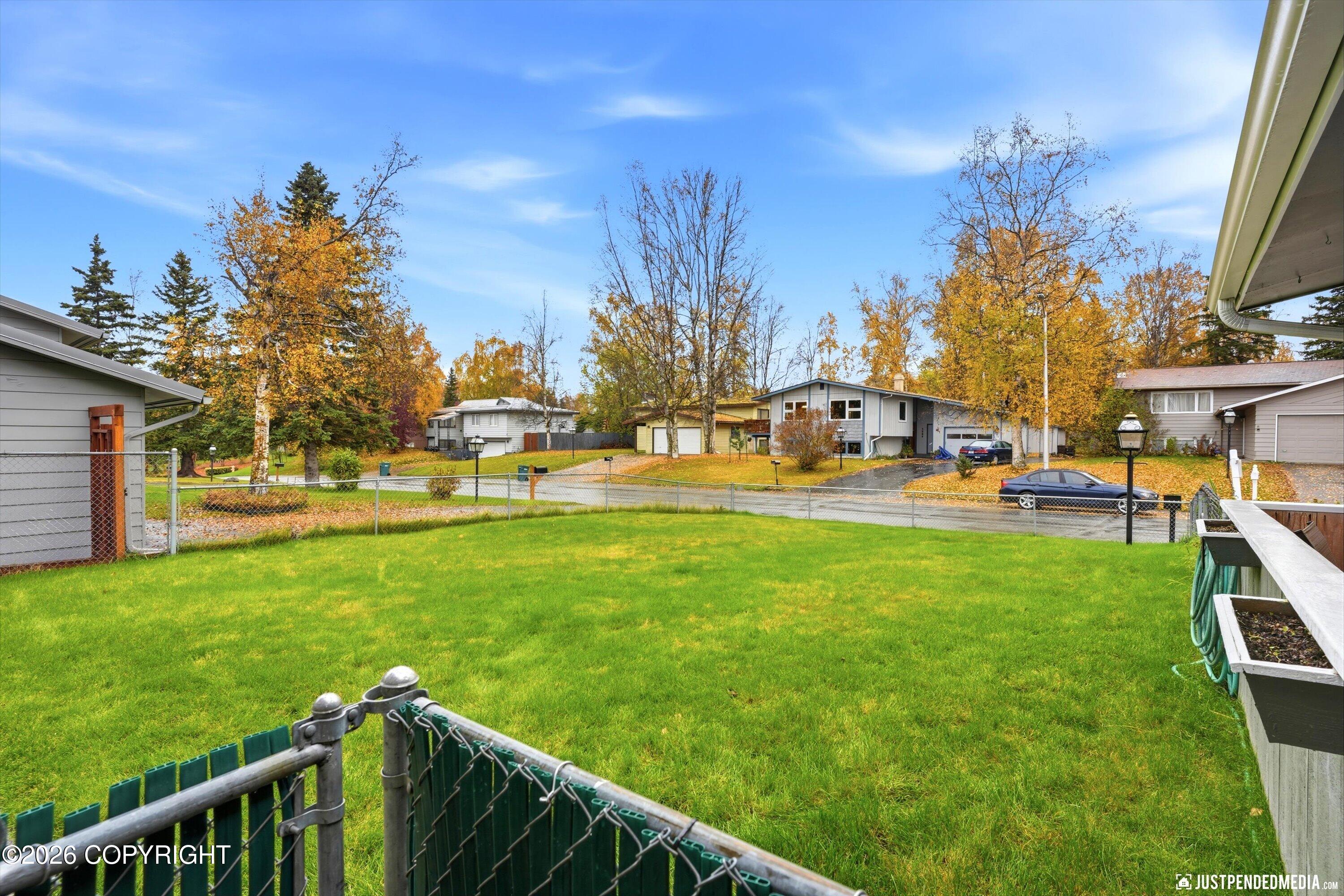 1880 Otter Street Property Photo 4