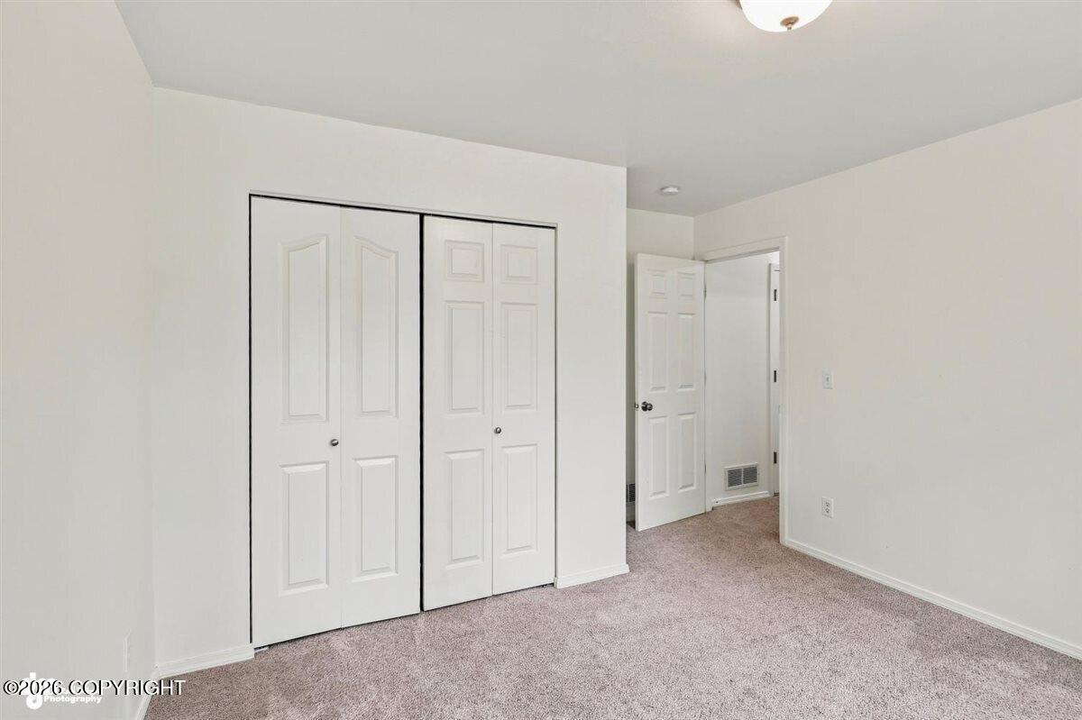 6921 W Gruening Place Property Photo 28