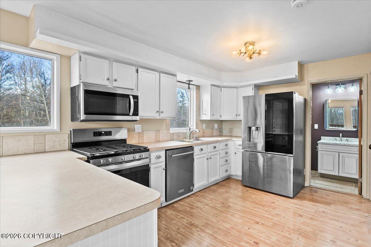 1950 N Willow Drive Property Photo 2