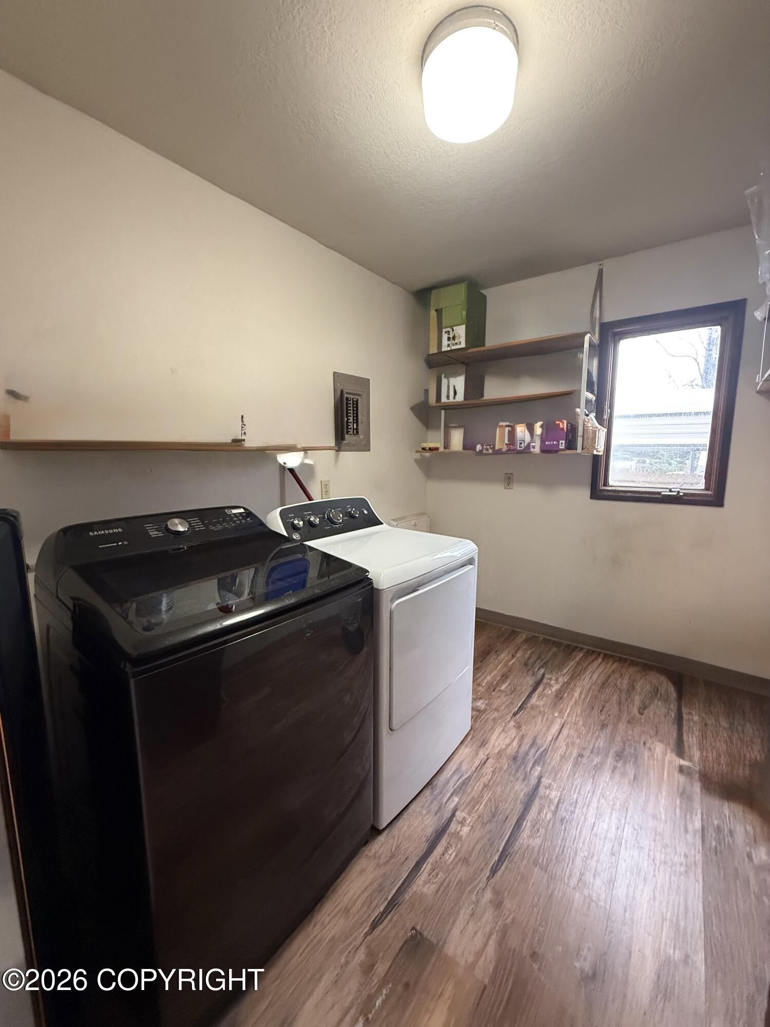 48205 E Center Avenue Property Photo 7