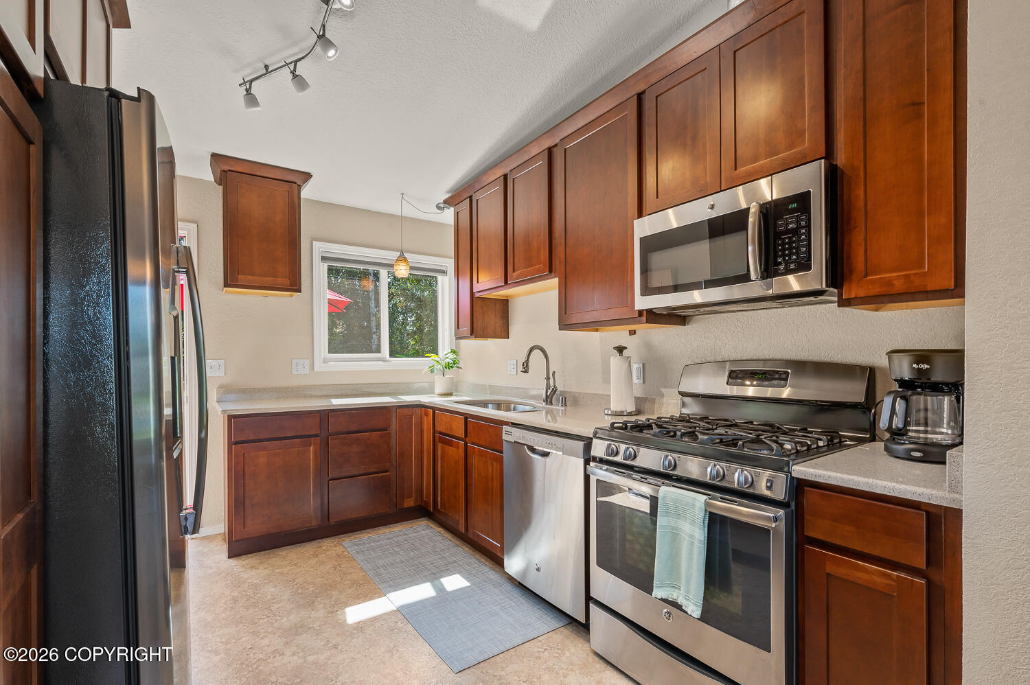 2950 Will Rogers Place Property Photo 4