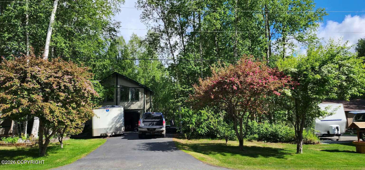 22744 Northwoods Drive Property Photo 10