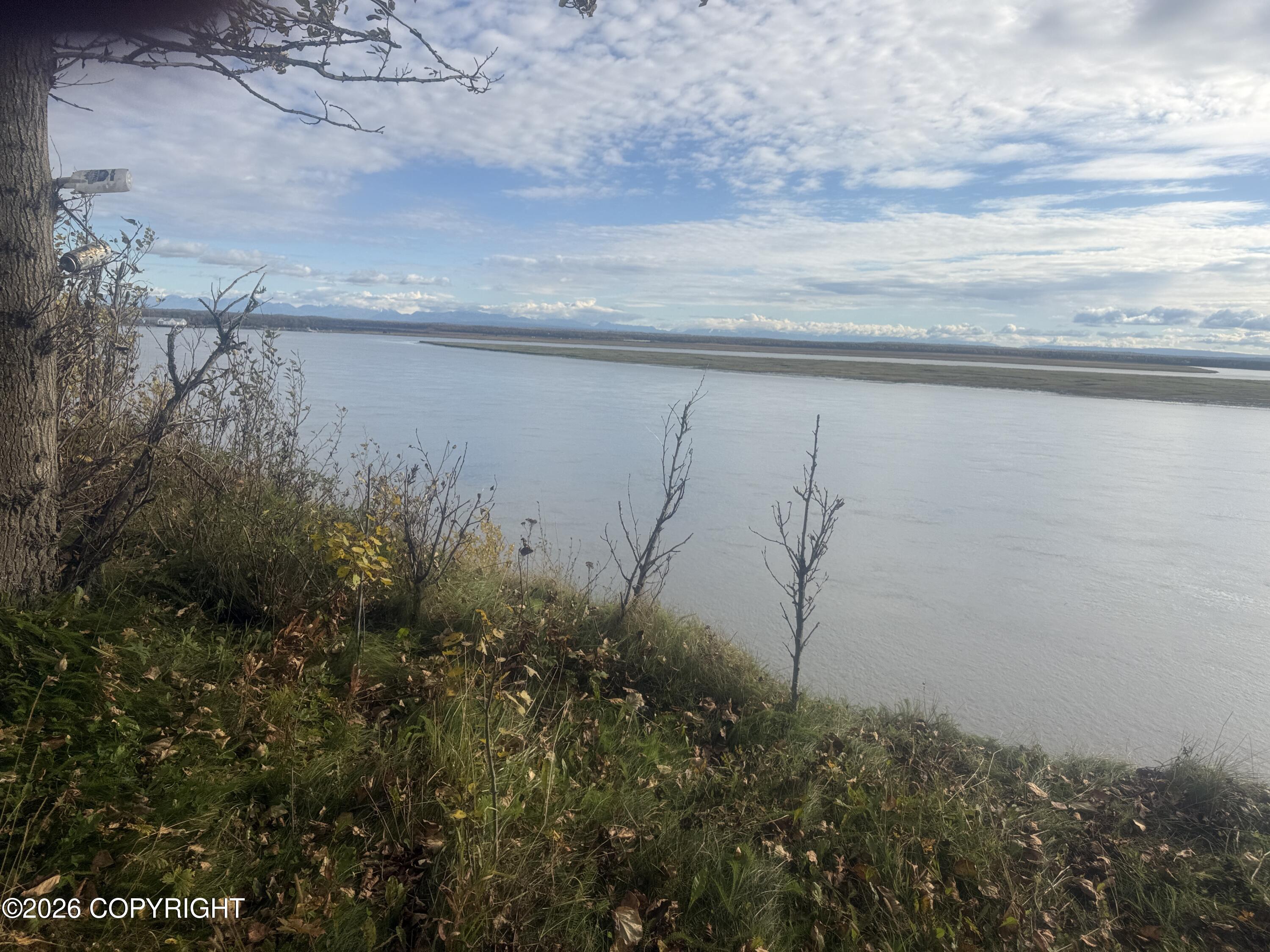 605 Peninsula Avenue Property Photo 6