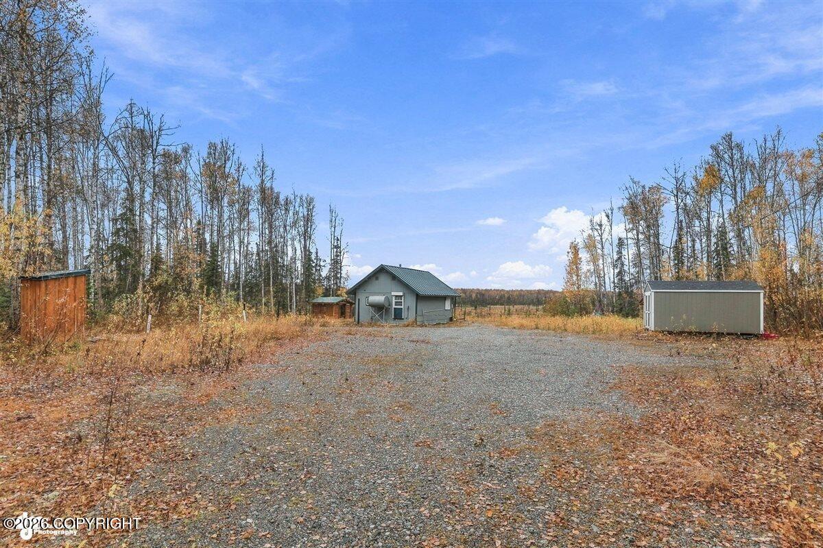 48324 S Brown Bear Road Property Photo 16