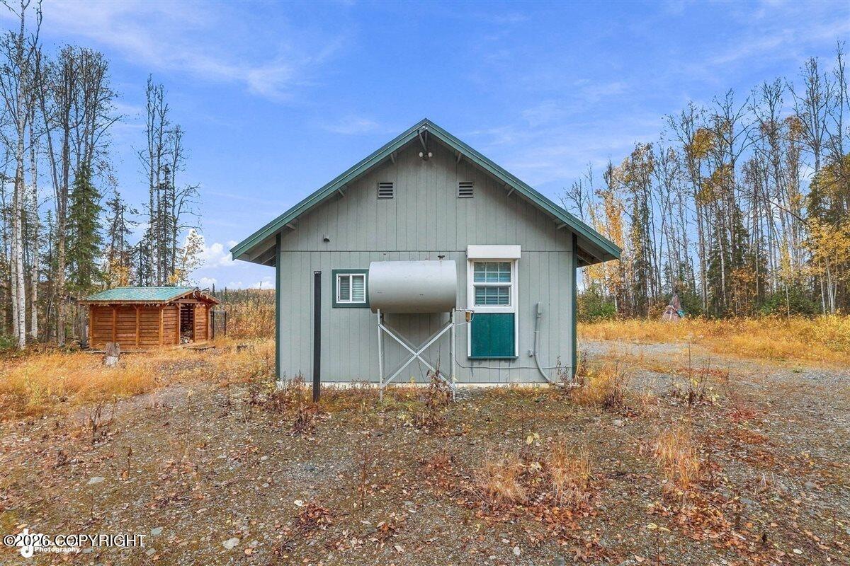 48324 S Brown Bear Road Property Photo 18