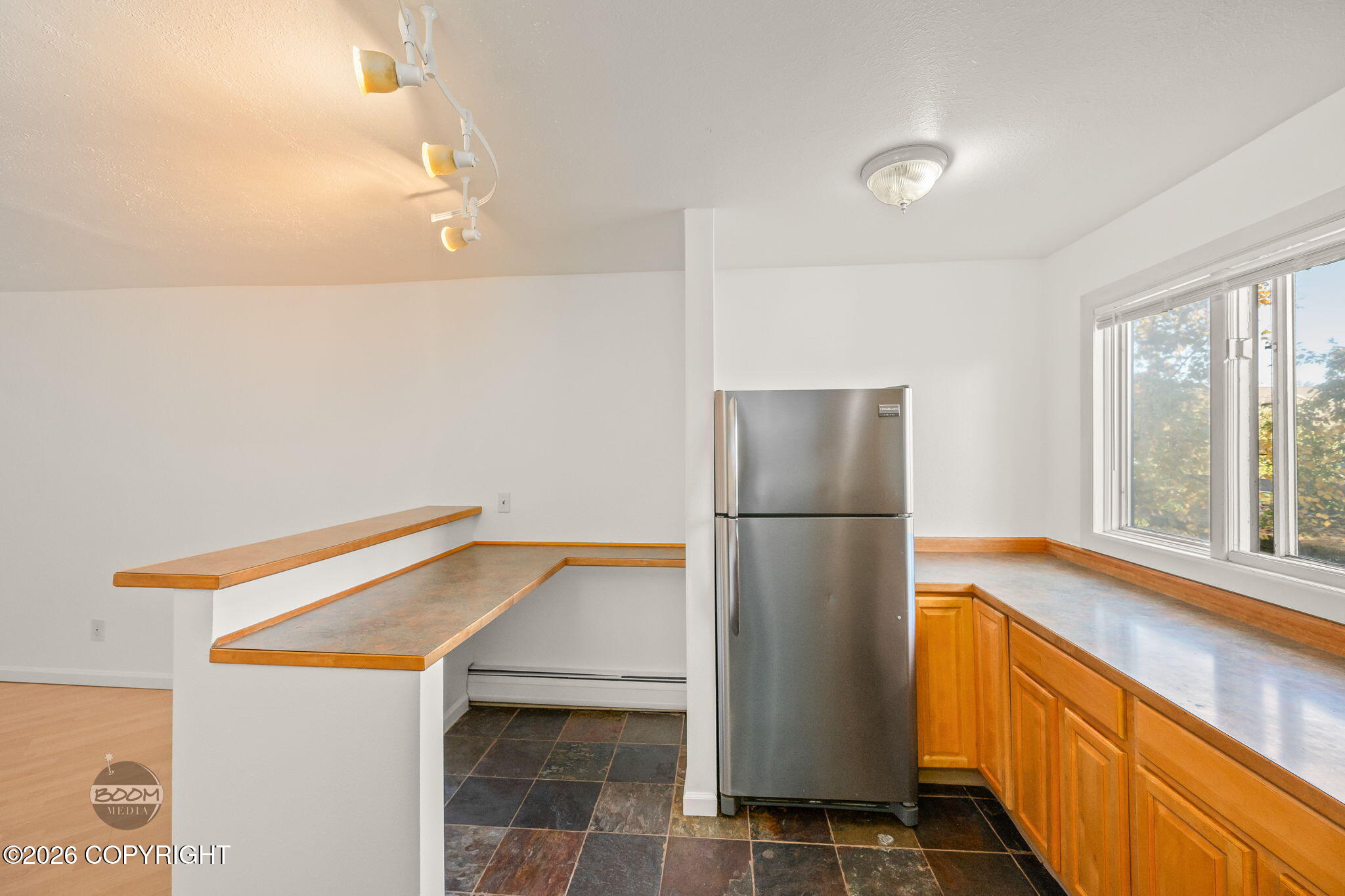 329 E 14th Avenue 4 Property Photo 14
