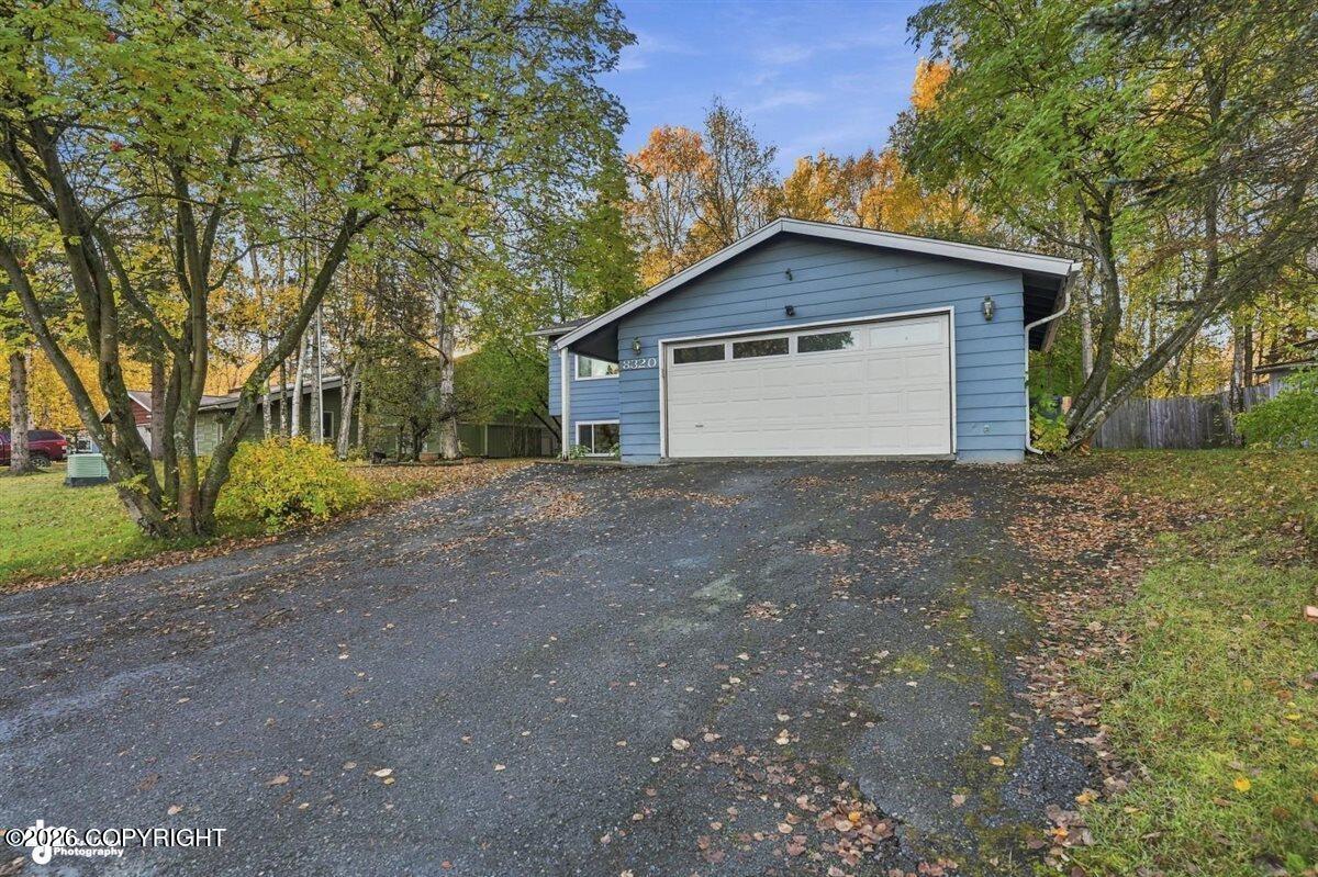 8320 Majestic Drive Property Photo 3