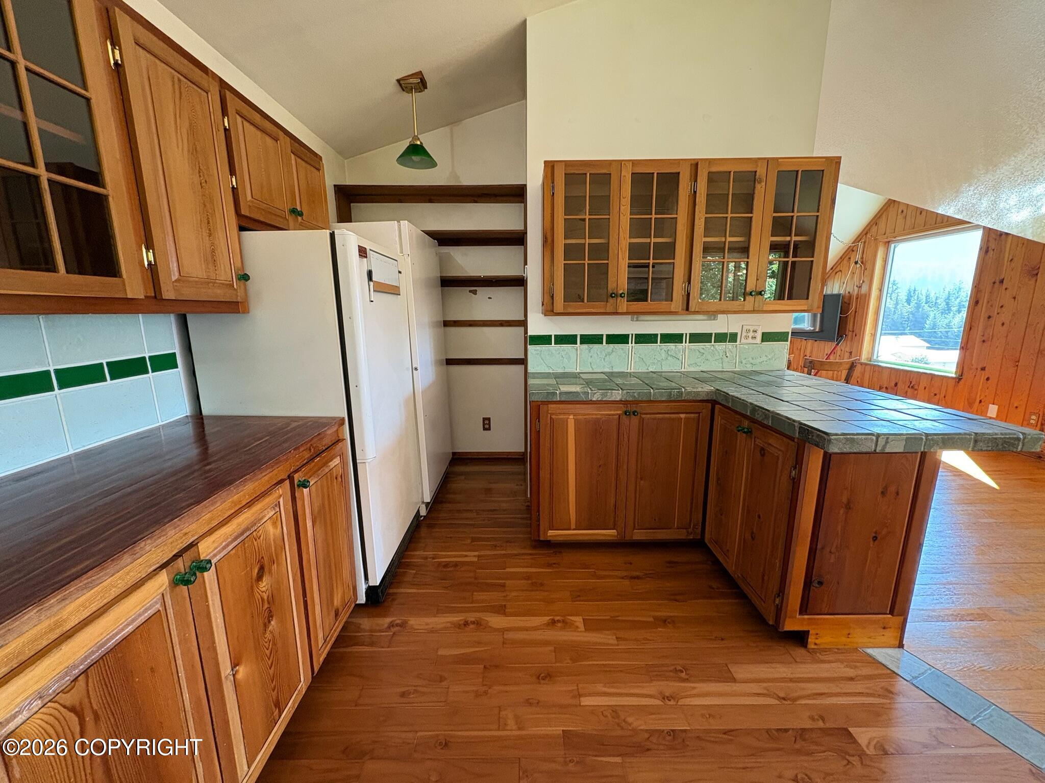 319 Webber Street Property Photo 3