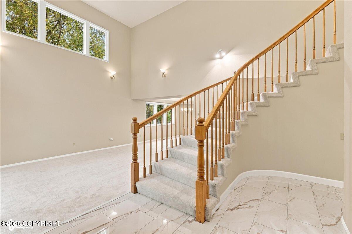 3331 Whiteney Circle Property Photo 4