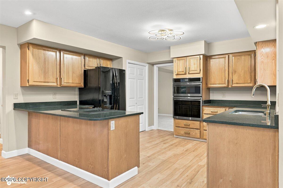 3331 Whiteney Circle Property Photo 13