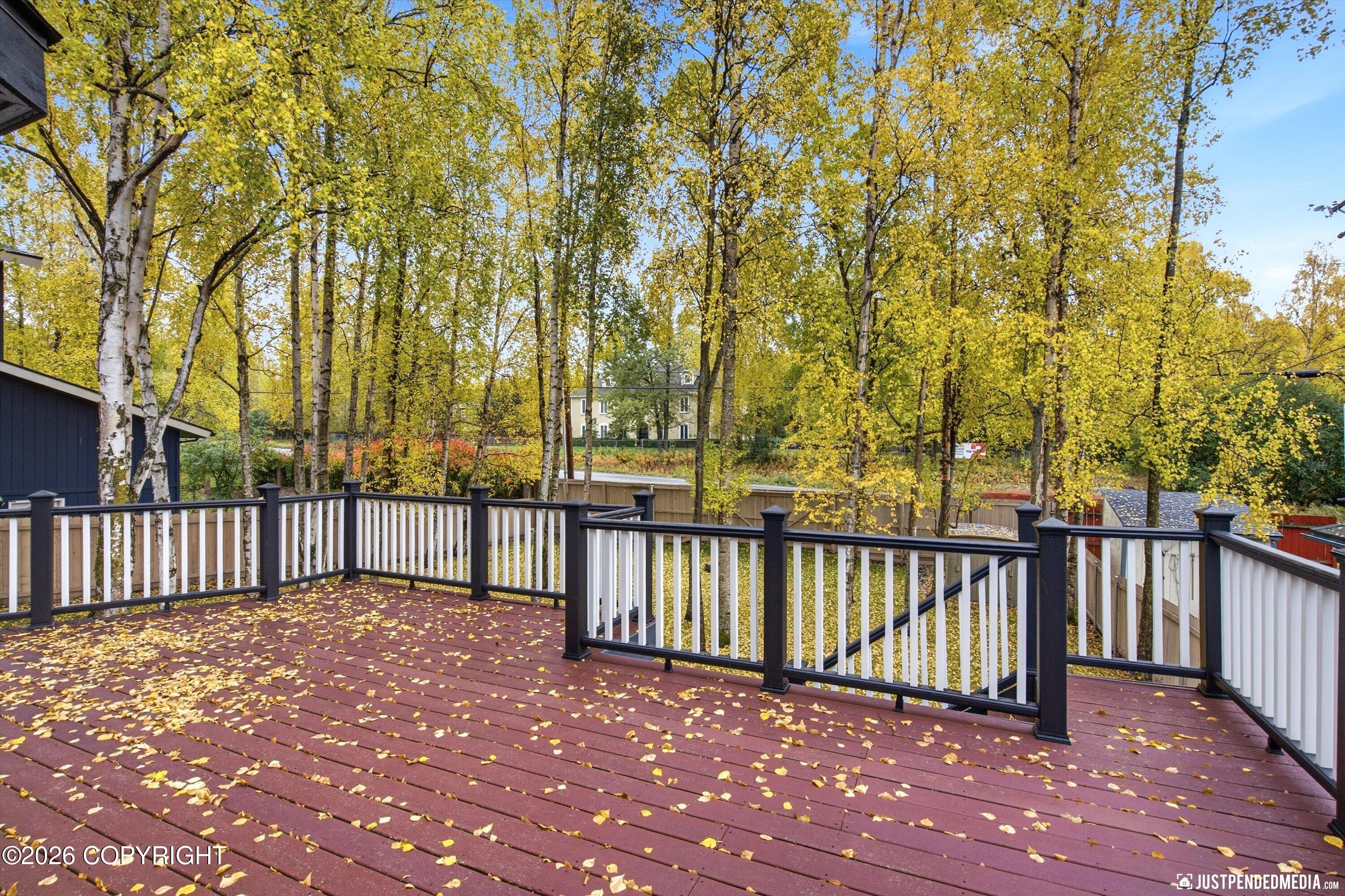 2920 Westwind Court Property Photo 4