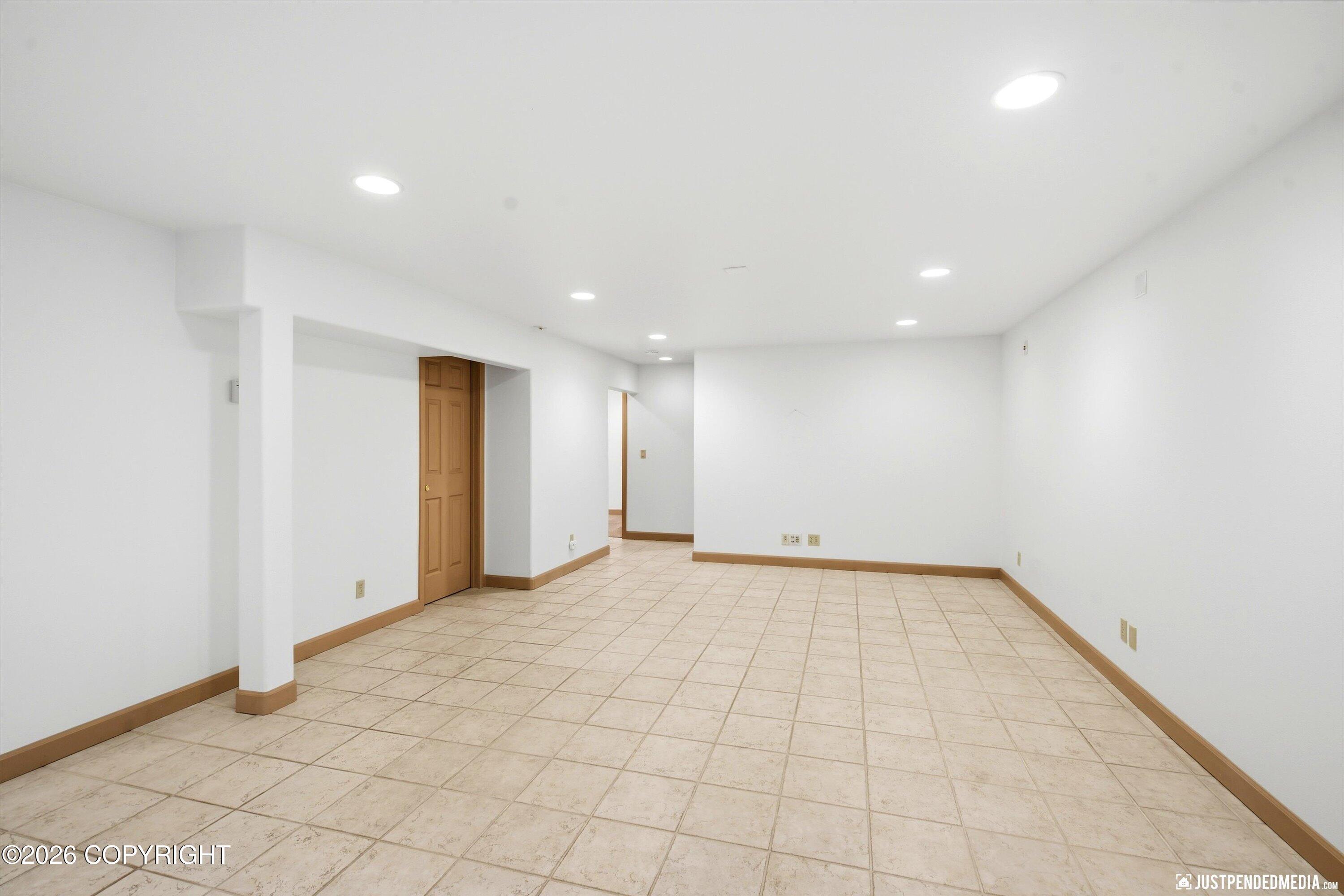 2920 Westwind Court Property Photo 83