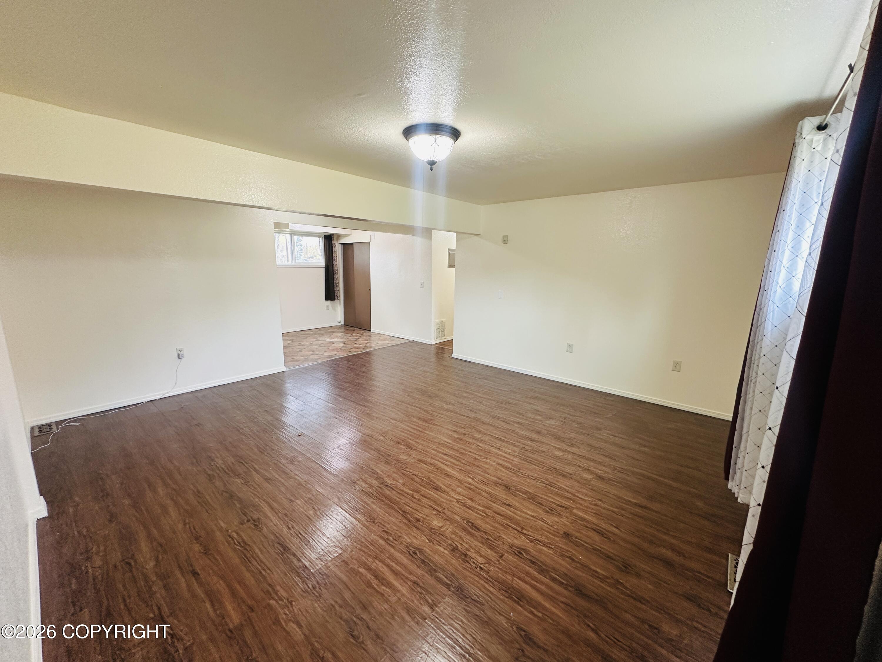4152 S Oscar Anderson Road Property Photo 6