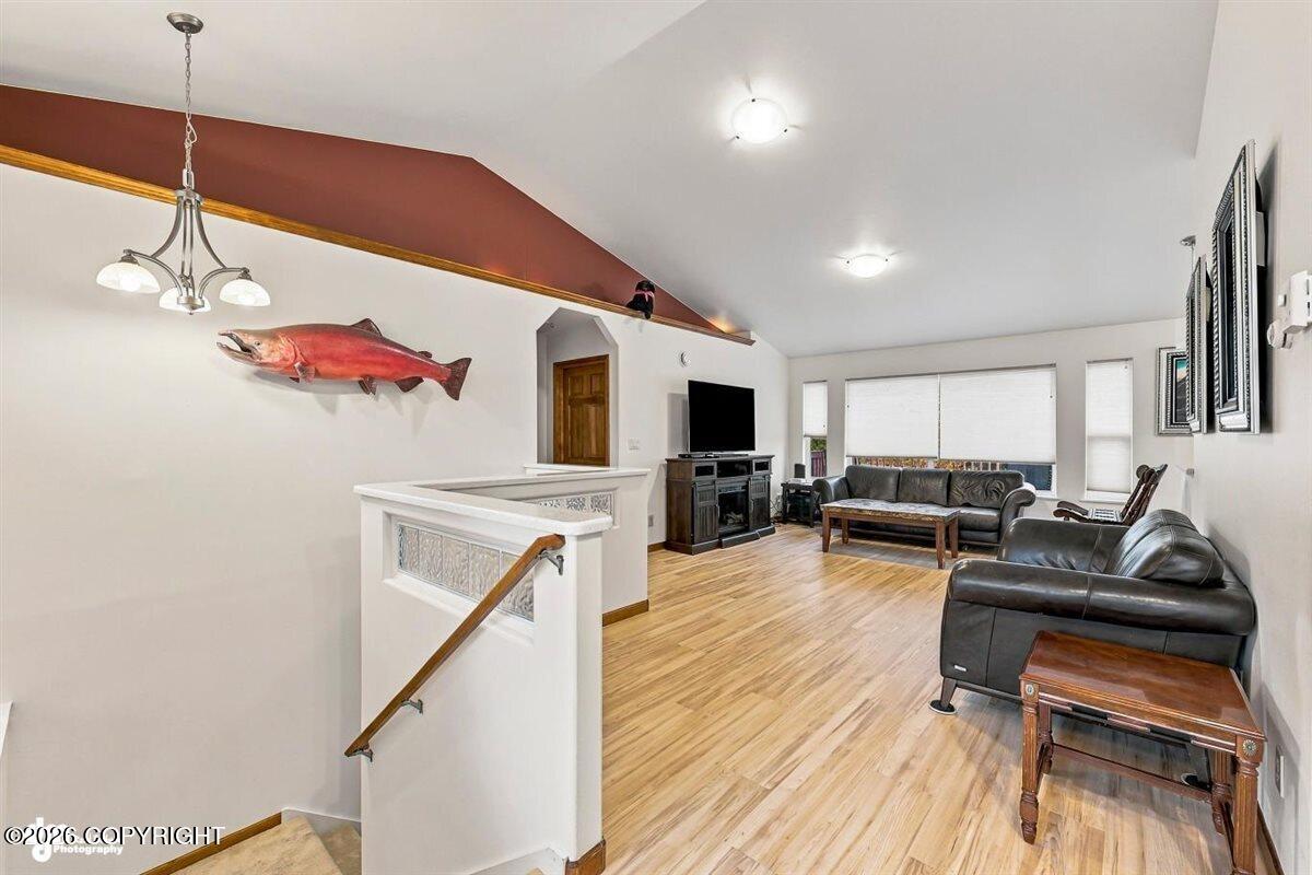 40248 Arrowhead Avenue Property Photo 17