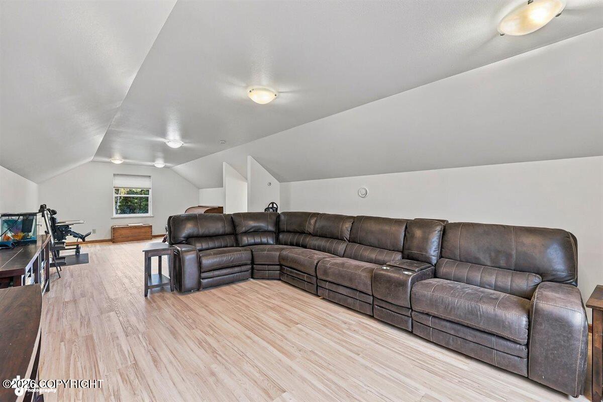 40248 Arrowhead Avenue Property Photo 18