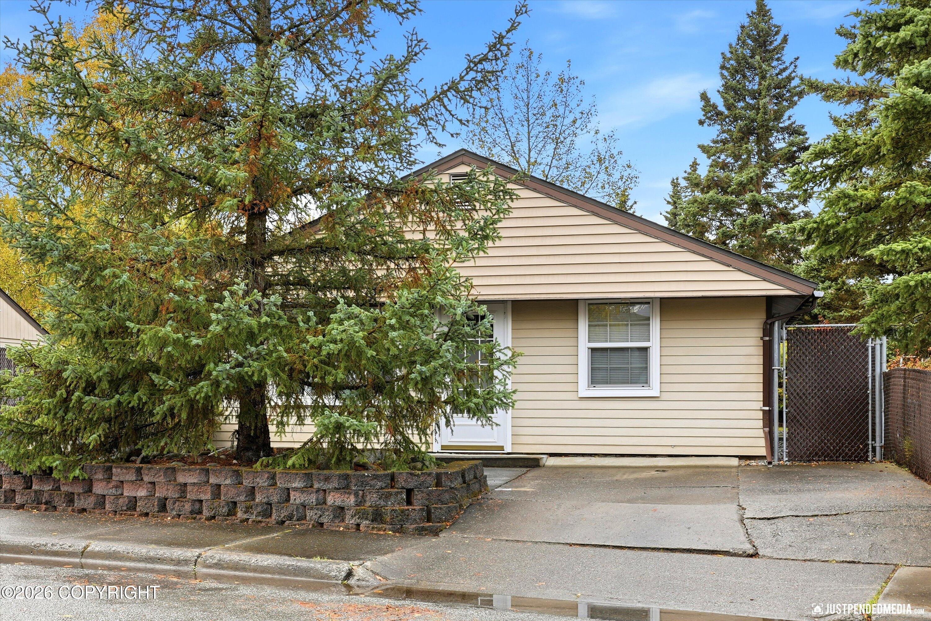 2132 Sunrise Drive Property Photo 1