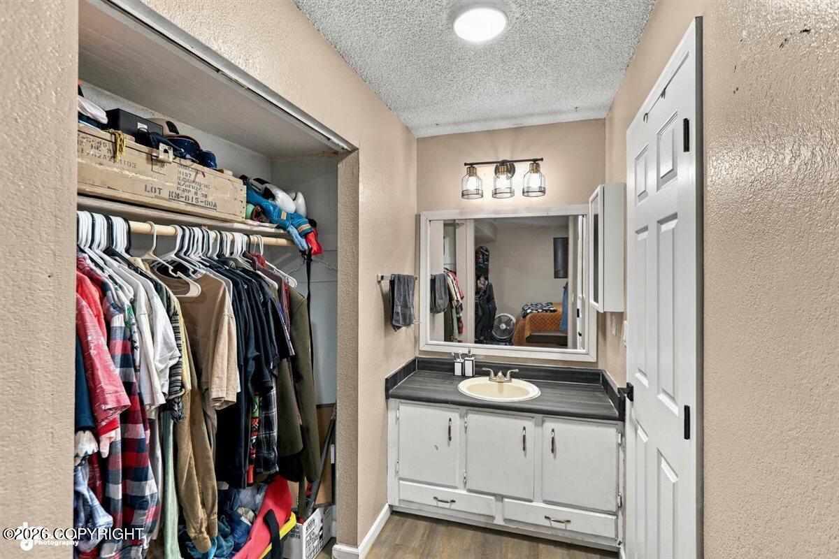 7010 Burlwood Drive Property Photo 20