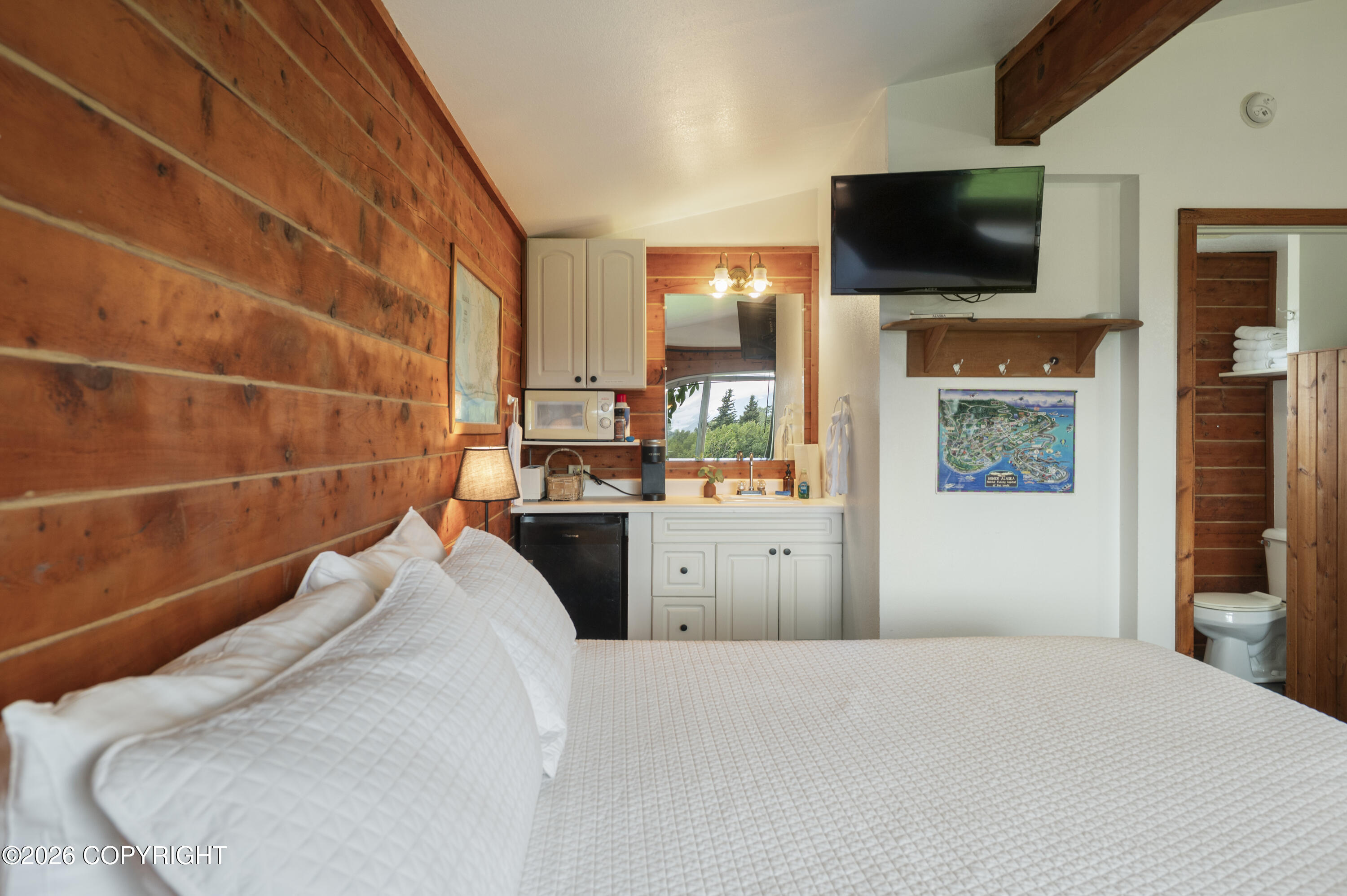 59565 E End Road Property Photo 17