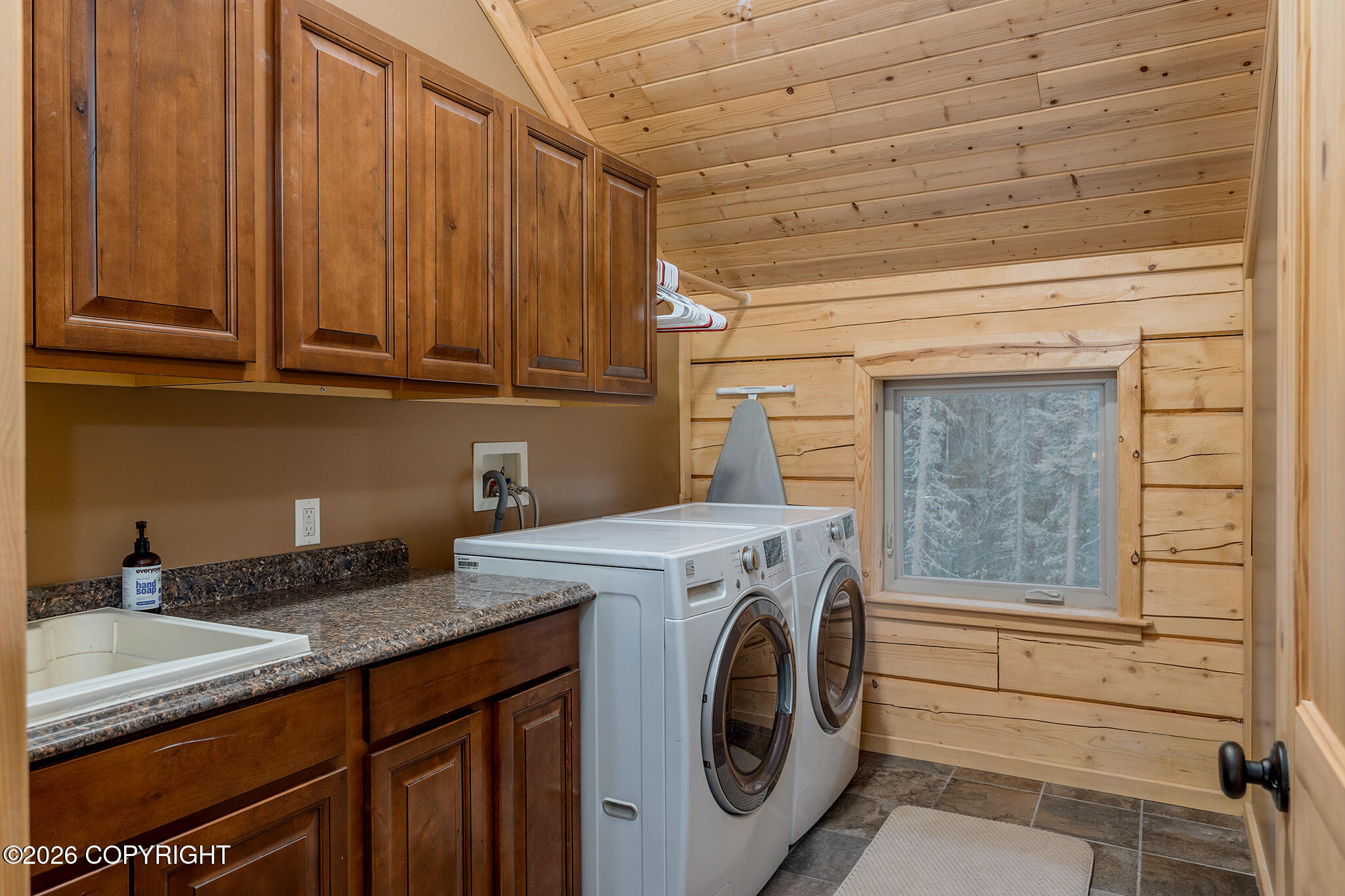 4154 Polar Fox Loop Property Photo 25