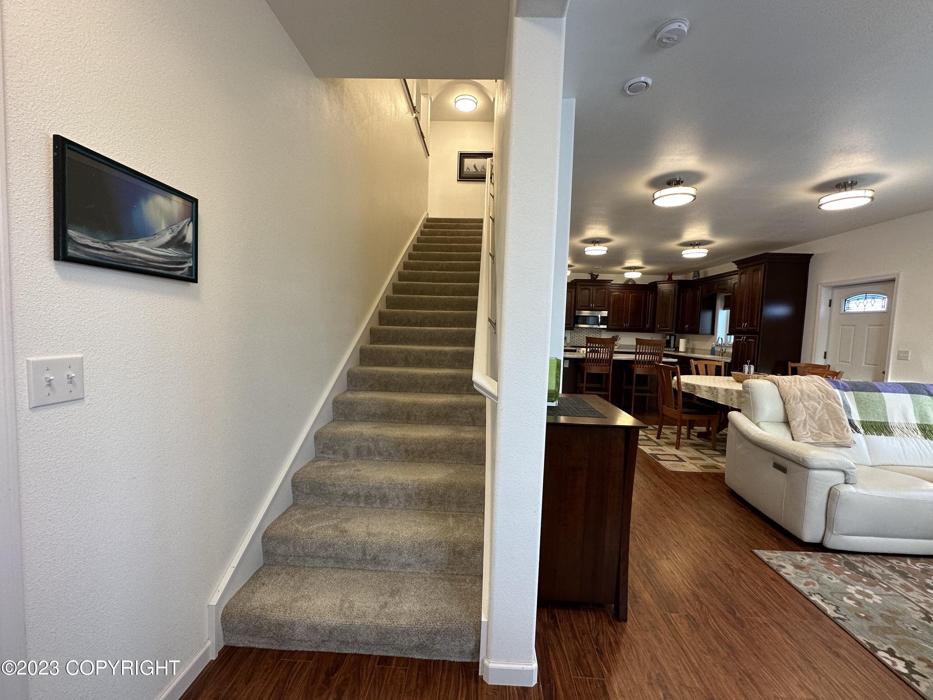 5436 Paul John Street Property Photo 5