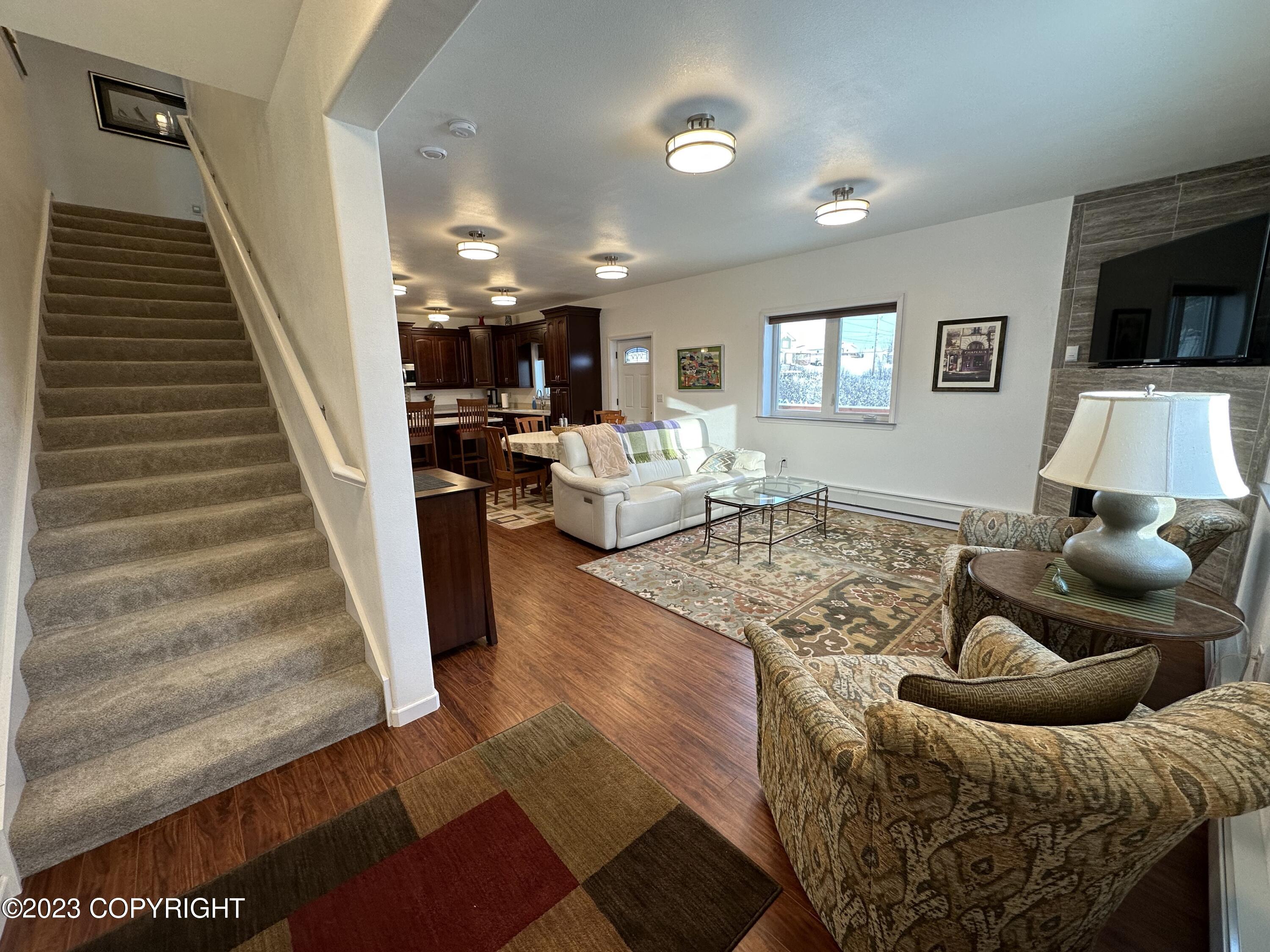 5436 Paul John Street Property Photo 7