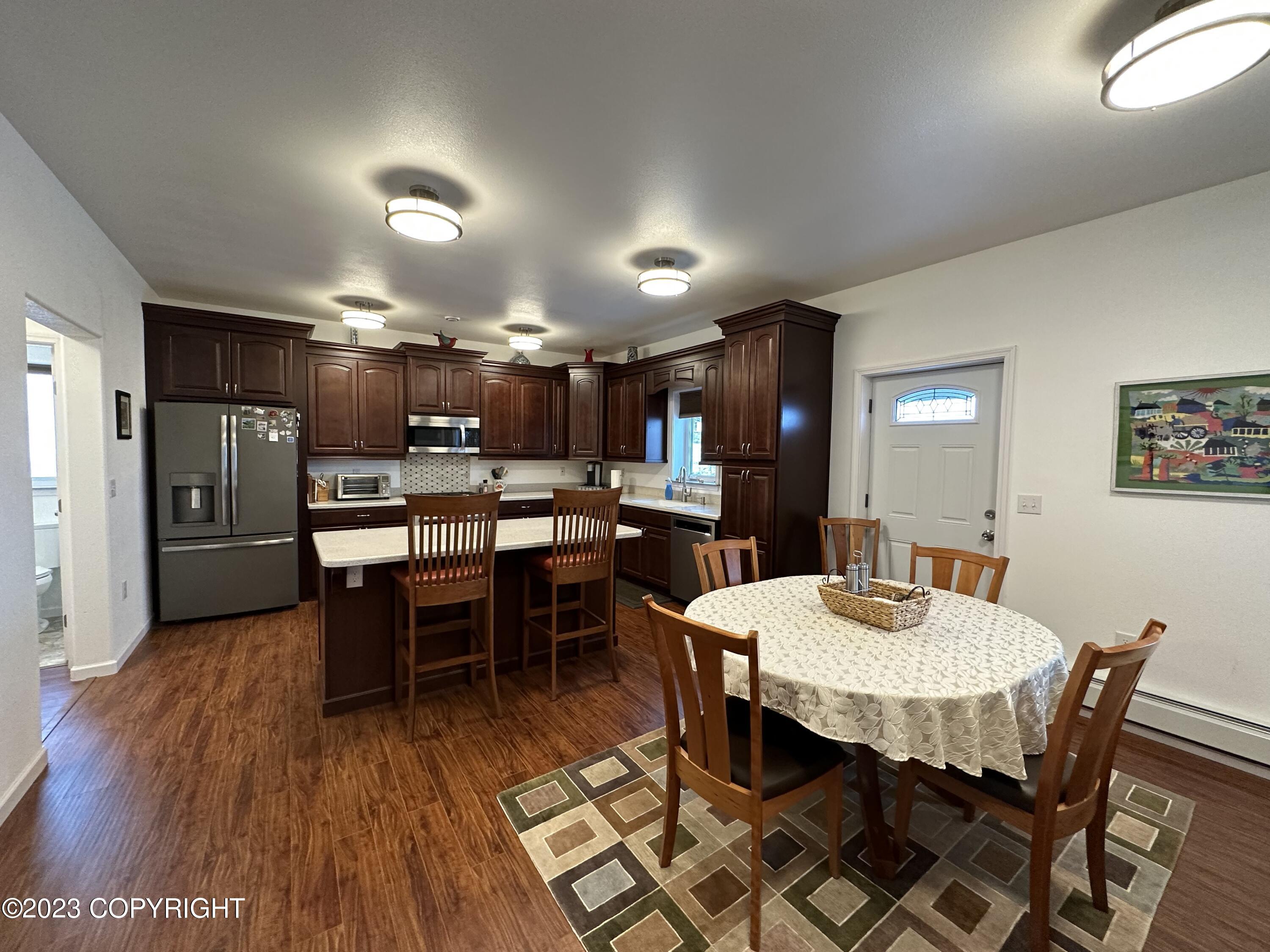5436 Paul John Street Property Photo 8
